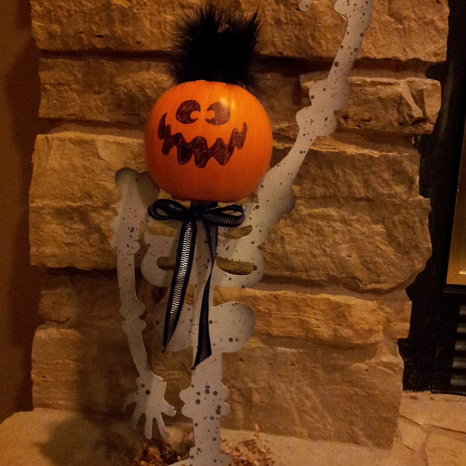 pumpkin head skeleton metal decoration